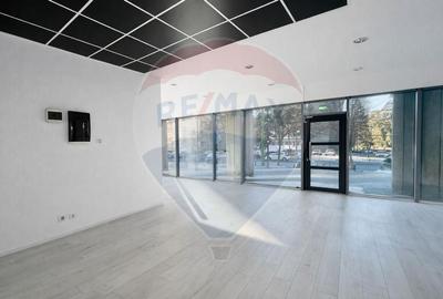 ONIX BRASOV - SPATIU COMERCIAL CU VITRINA DE 20 M - 3
