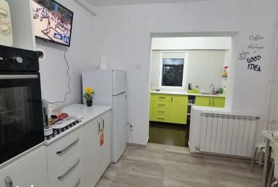 Apartament cu 2 camere decomandat în Micro 3 - 2