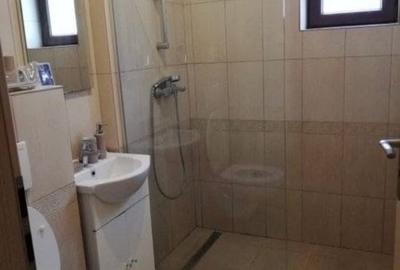 Închiriere  apartament - 6