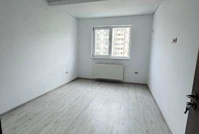 Apartament cu 3 camere decomandat în Militari - 28