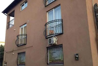 Vila 8 Camere si Curte Spatiu Ideal pentru Familie Mare sau Investitie