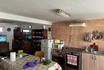 Casă cu 3 camere cu Teren 1300 Mp în Pecineaga - 6