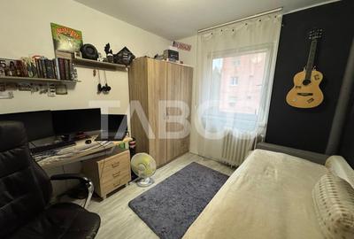 Apartament de vanzare cu 3 camere la etaj intermediar 2 cu pivnita - 3