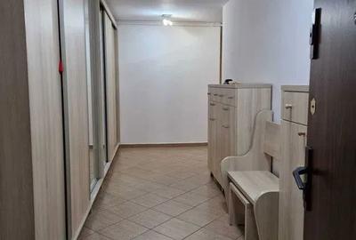 Apartament cu 3 camere decomandat, mobilat în Pajura - 8