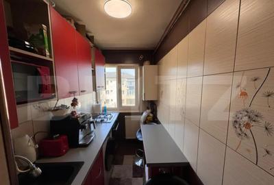 Apartament cu 2 camere nedecomandat în Micro 6 - 3