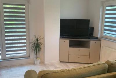Apartament cu 3 camere decomandat în Florești - 9