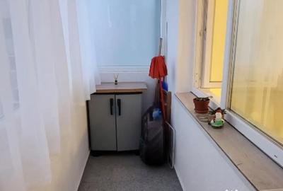 Apartament cu 2 camere decomandat în Titan - 4