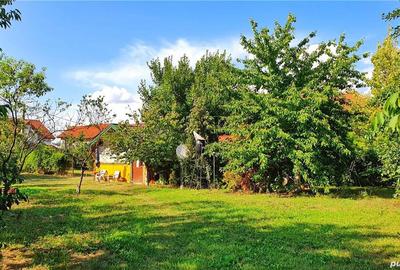 Teren de 1360 mp, în Central - 9