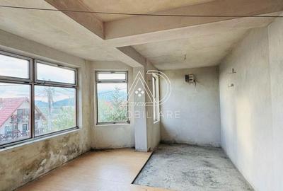 Casă cu Teren 276 Mp în Central - 6