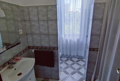 Casă individuală cu 7 camere cu Canalizare în Ghiroda - 12