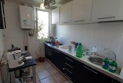 Berceni Bd. Al. Obregia 2 camere decomandat mobilat utilat, luminos - 5