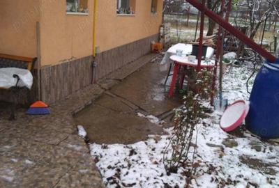 Casă cu 3 camere cu Teren 1000 Mp în Central - 5