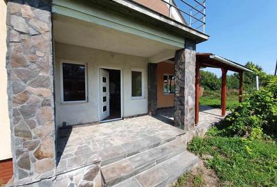Casă cu 3 camere în Borlești - 5