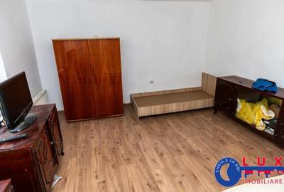 Casă cu 3 camere cu Canalizare în Central - 3