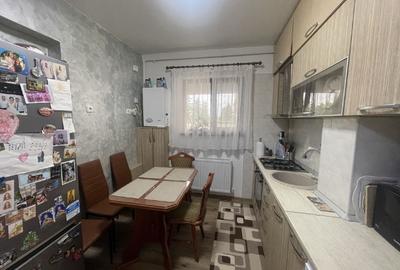 Apartament cu 3 camere decomandat în Central - 3