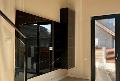 Casă cu 4 camere cu Teren 295 Mp în Central - 11