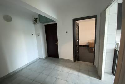 Apartament cu 3 camere decomandat, mobilat în Tei - 15
