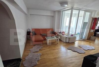 Apartament cu 3 camere semidecomandat în Central - 6