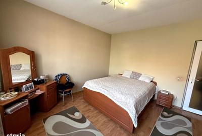 Casă cu 4 camere cu Teren 2300 Mp în Sântandrei