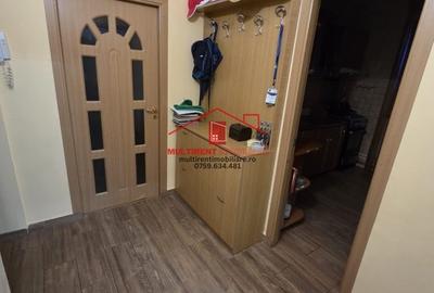 Apartament cu 3 camere semidecomandat, mobilat în Central - 3