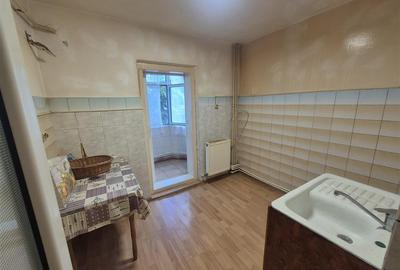 Apartament cu 2 camere decomandat în Calarași 4 - 4