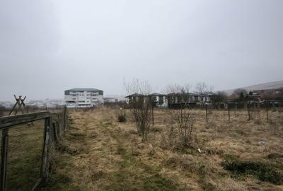 Teren de 1708 mp, în Apahida