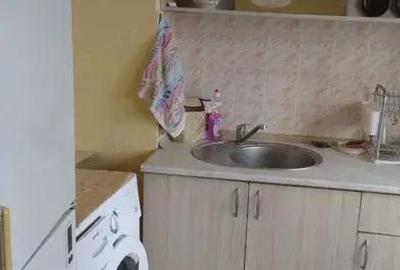 Garsonieră decomandată în Dămăroaia - 2