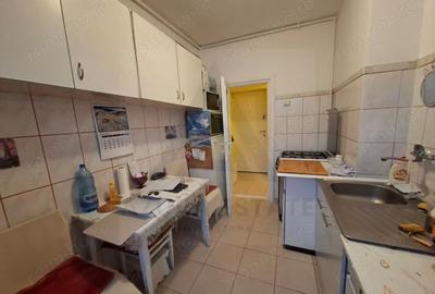 Apartament cu 2 camere decomandat în Calea Dumbrăvii - 8