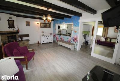 Casă cu 3 camere cu Teren 750 Mp în Ghelari - 7