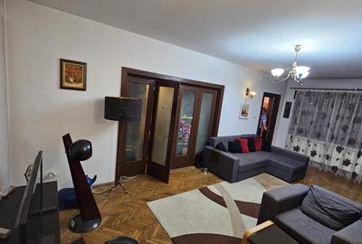 Casă cu 6 camere cu Canalizare în Ultracentral - 4