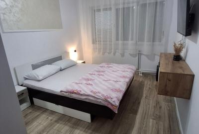 Apartament cu 2 camere semidecomandat în Micro 5 - 6