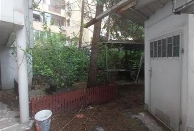 Casă individuală cu 11 camere cu Canalizare în Cișmigiu - 14