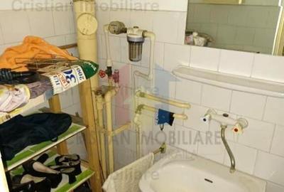 URGENT! 3 camere, 2 bai, DECOMANDAT Dorobantilor - Rosiori - 7