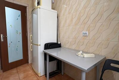 Apartament cu 3 camere semidecomandat, mobilat în Lujerului - 9