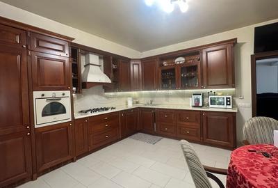 REV2004968 Vila cu curte l Bucurestii Noi l 5 minute de metrou - 15