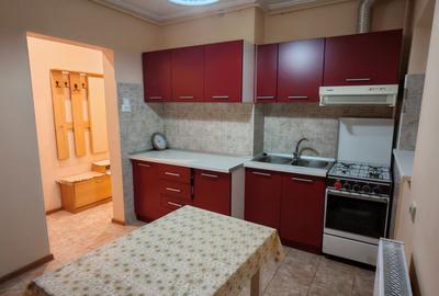 Garsonieră decomandată în Tractorul - 6