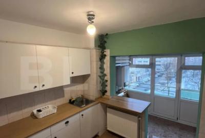Apartament cu 2 camere decomandat în Cetate