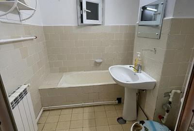 Garsonieră decomandată în E3 - 1