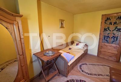 Casa de vanzare 6 camere loc de relaxare garaj  teren 669mp  Cornatel - 10