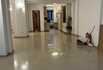 Apartament cu 3 camere decomandat, mobilat în Universitate - 2