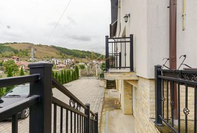 VAND/SCHIMB casa in Campenesti 1000 mp teren 270 mp utili 42 mp terasa - 36