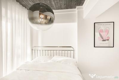 Apartament cu 3 camere decomandat în Exterior Vest - 2