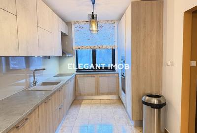 Casă cu 7 camere cu Teren 500 Mp în Corbeanca - 3