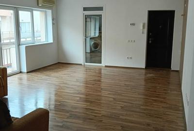 Apartament cu 2 camere semidecomandat în Pantelimon
