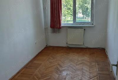 Apartament cu 3 camere decomandat în Gară - 5