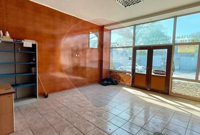 Spatiu comercial stradal de 114mp de vanzare Piata Centrala Galati - 2