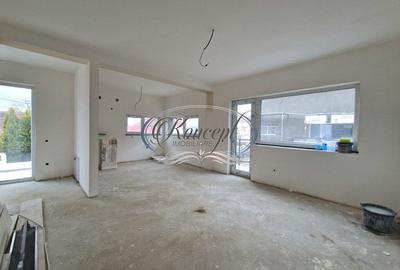 Apartament cu 4 camere semidecomandat în Someșeni
