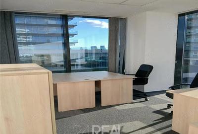 Spațiu comercial, în Aviației - 18