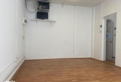 Spațiu comercial, de 67 mp, în Central - 1