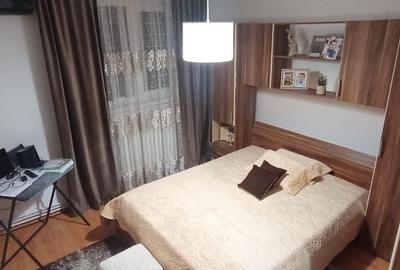 Apartament cu 2 camere semidecomandat în Central - 1
